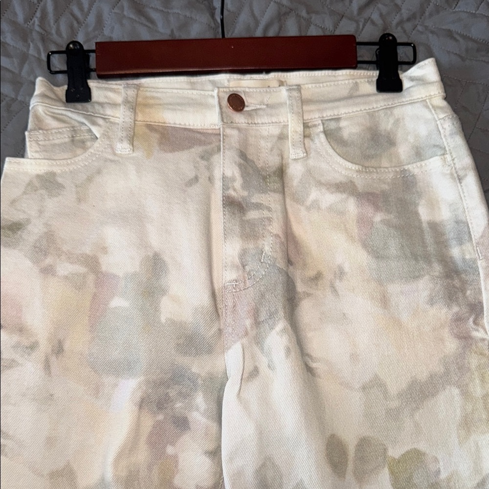 Women’s Pattern Jean - Picture 3 of 3